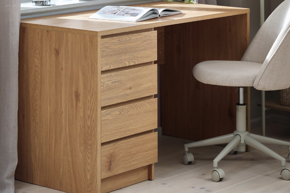 Písací stôl LIMFJORDEN | 140 € (Pôvodne 150 €)