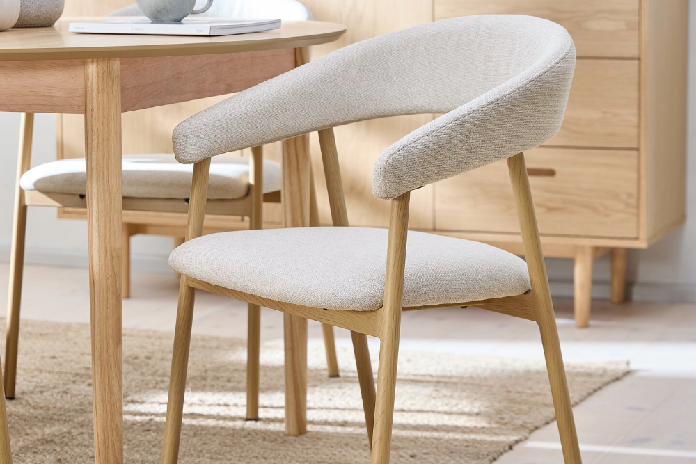 Jedálenské stoličky: zľava až 50 %