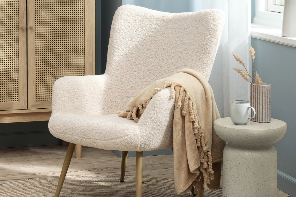 Nábytok: zľava až 50 %