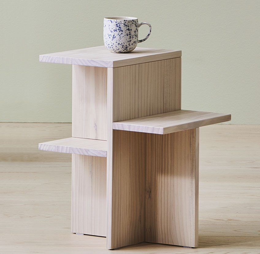 Stojan SOLLERUP Wooden pedestal made from pine that also serves as an end table