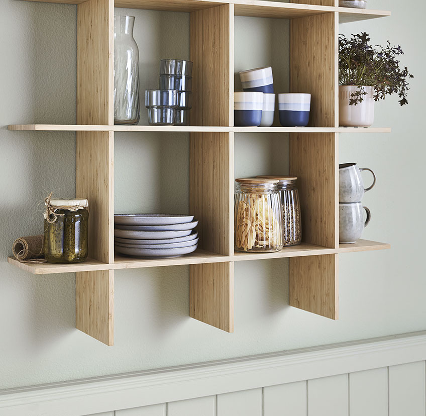 Nástenná polička KVISSEL Clean, minimalistic wooden wall shelf made from bamboo